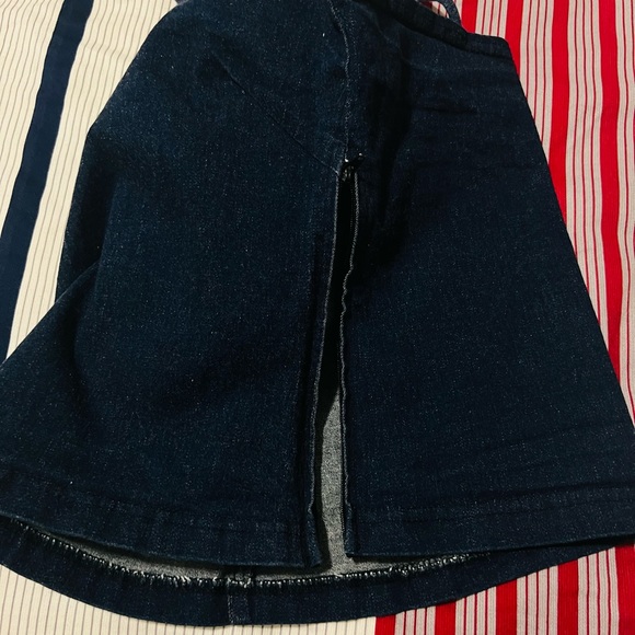 Tops - Picture 6 of 7